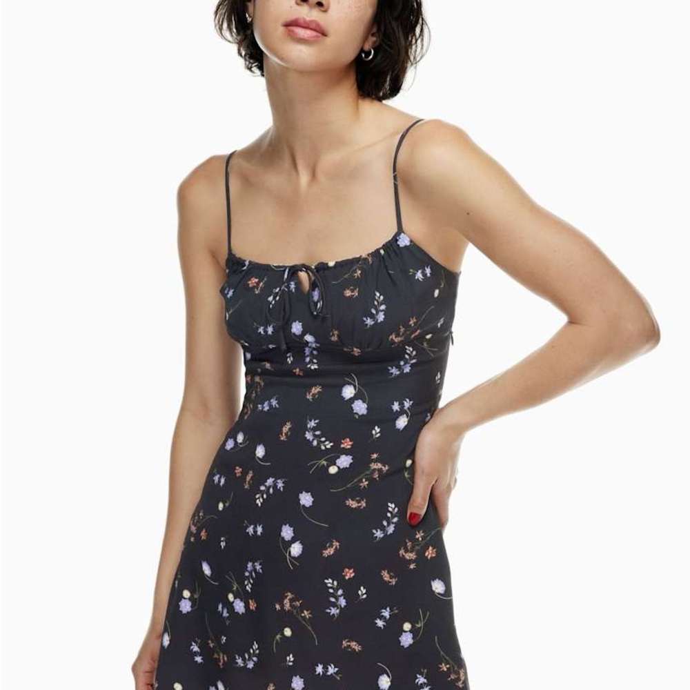 Aritzia Wilfred Womens 6 Bellow Mini Slip Floral Black Sleeveless Summer Dress